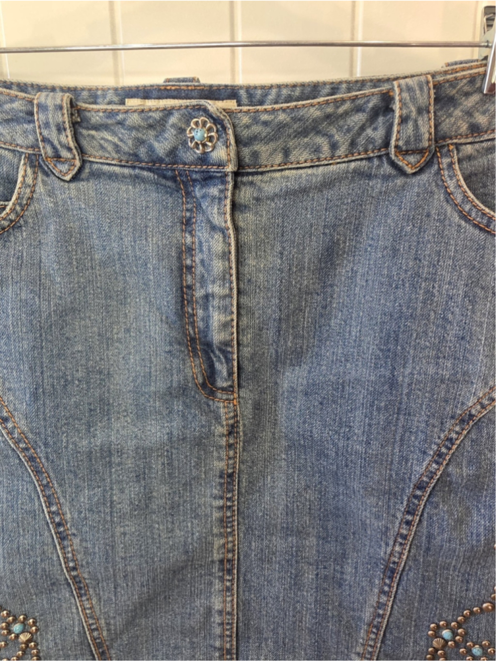 Cripple Creek Denim Western Knee Length Skirt Sz 10 Blue Studded Turquoise Embel - Picture 5 of 10